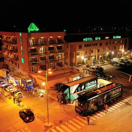 Rio Ucero Hotel