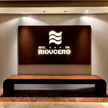 Rio Ucero Hotel El Burgo De Osma