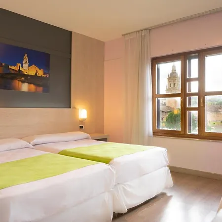 Hotel Rio Ucero 3*