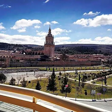 فندق Rio Ucero