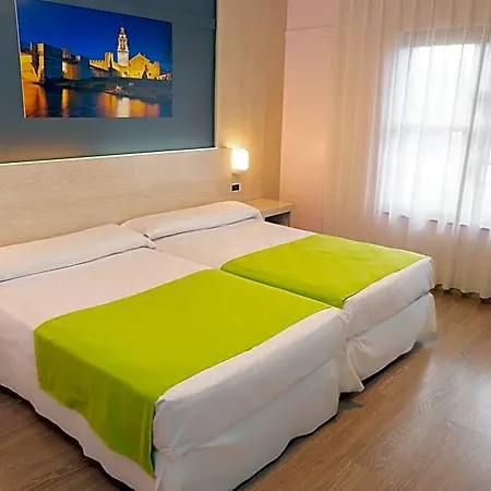 فندق Rio Ucero 3*