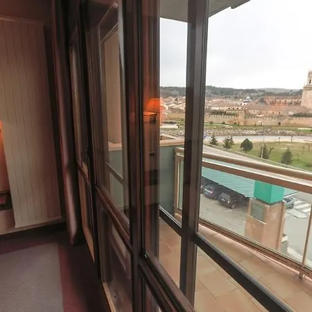 Rio Ucero 3* El Burgo De Osma