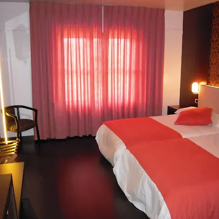 Rio Ucero Hotel 3*