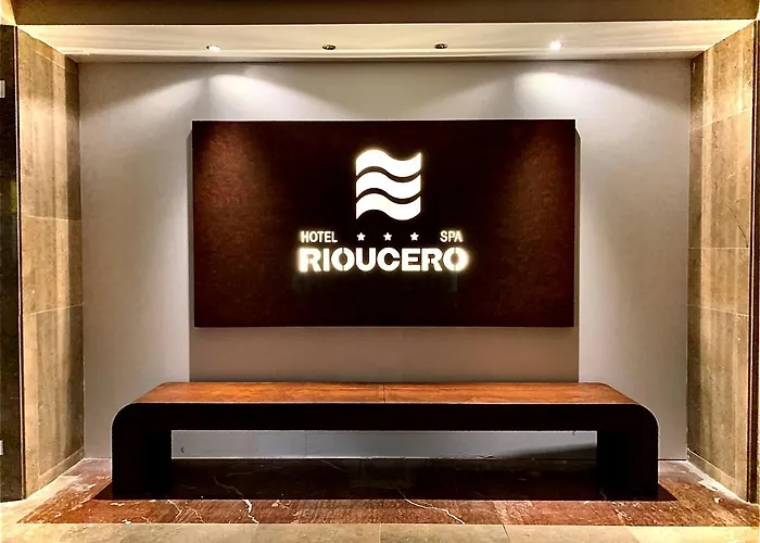 Rio Ucero Hotel El Burgo De Osma