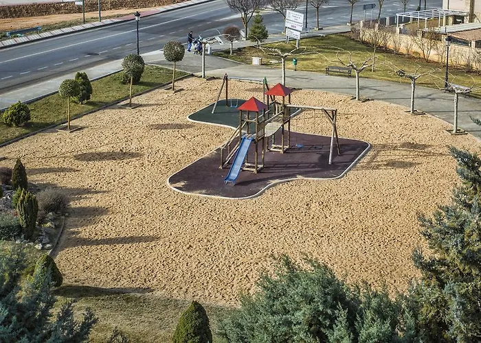 Rio Ucero ホテル 3*